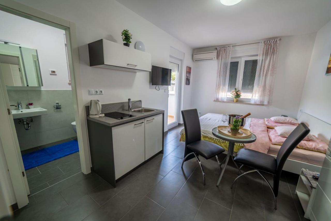 Adriana Apartmán *